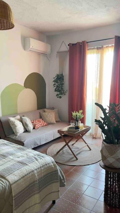 Cozy Studio Apartment ファリラキ エクステリア 写真