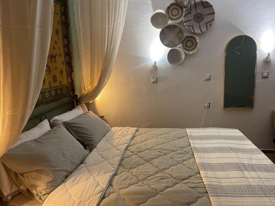 Cozy Studio Apartment ファリラキ エクステリア 写真